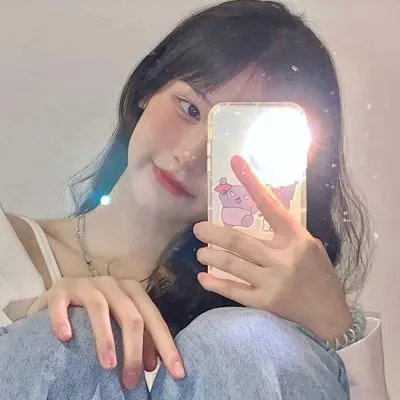 怪物少女妮莫娜